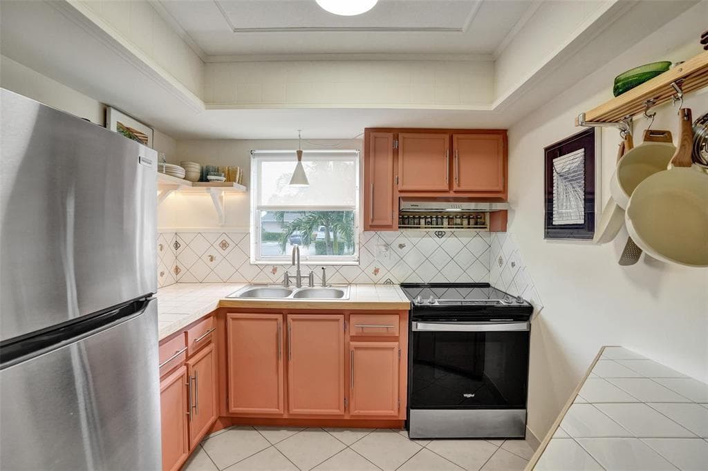 2592 E Dudley Dr Drive E # A, West Palm Beach, FL 33415 photo 4