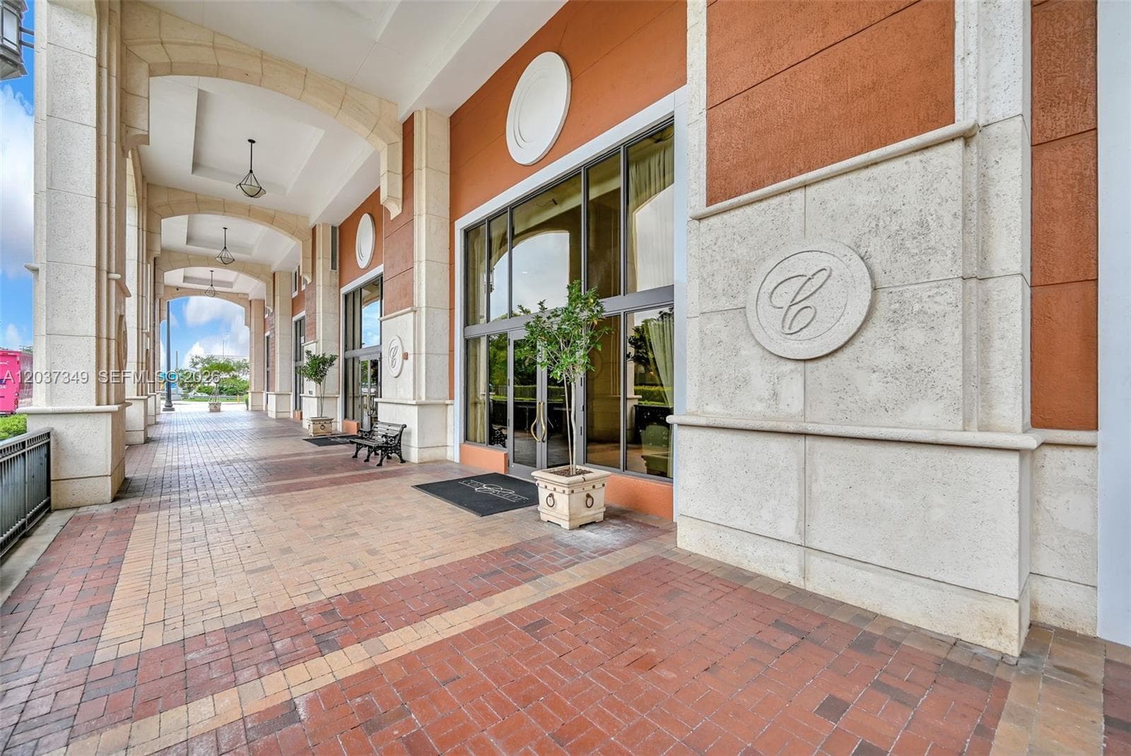 8390 SW 72nd Ave # 905, Miami, FL 33143 photo 4