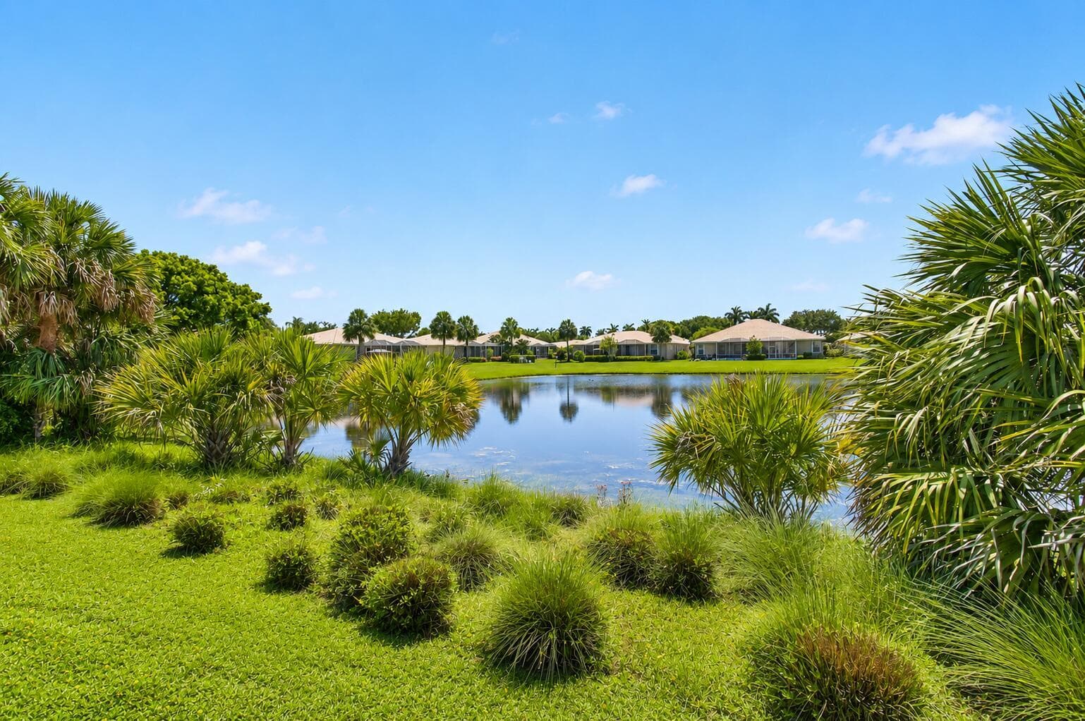 10773 Royal Caribbean Circle, Boynton Beach, FL 33437 photo 2