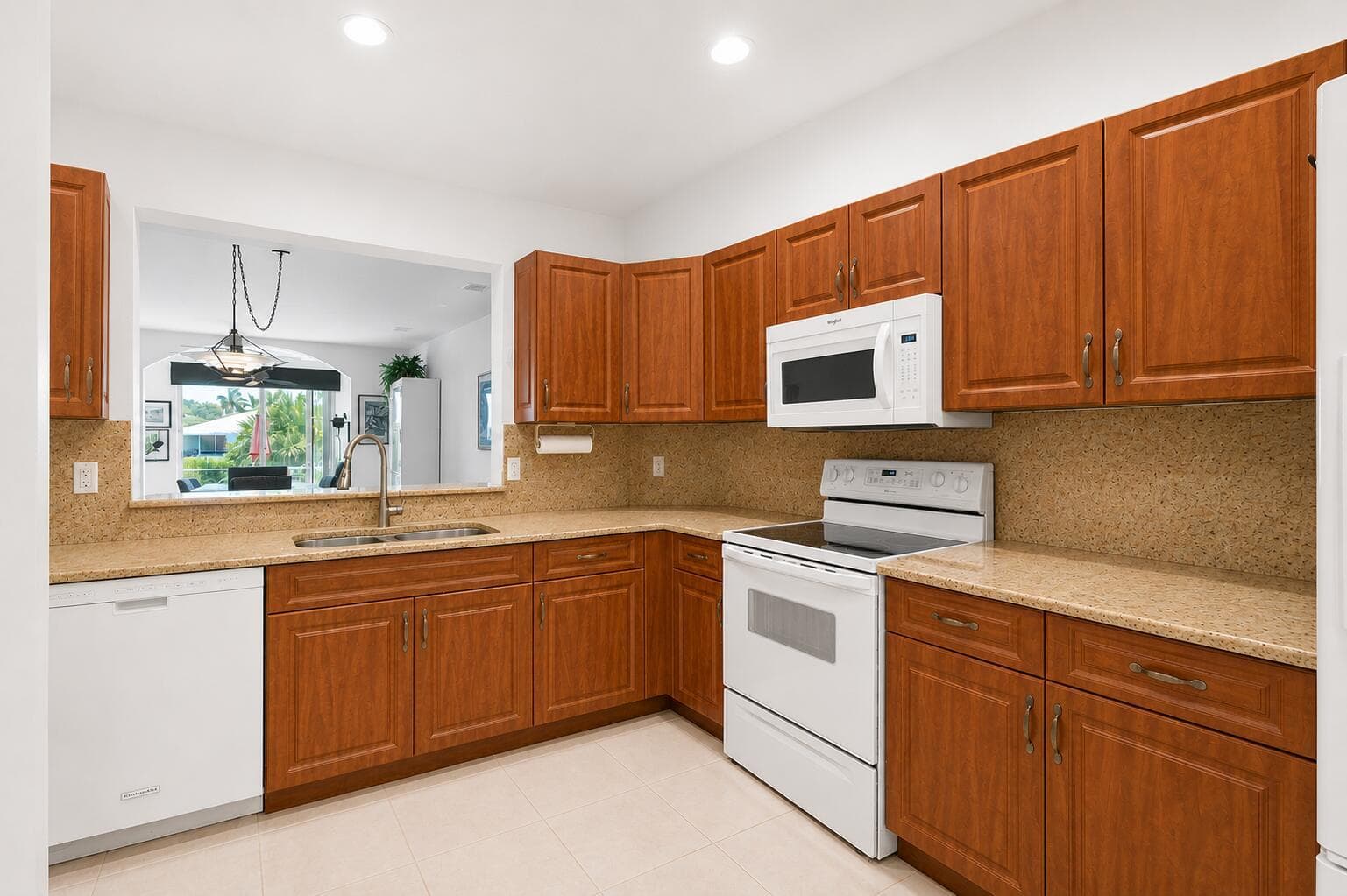 10773 Royal Caribbean Circle, Boynton Beach, FL 33437 photo 3