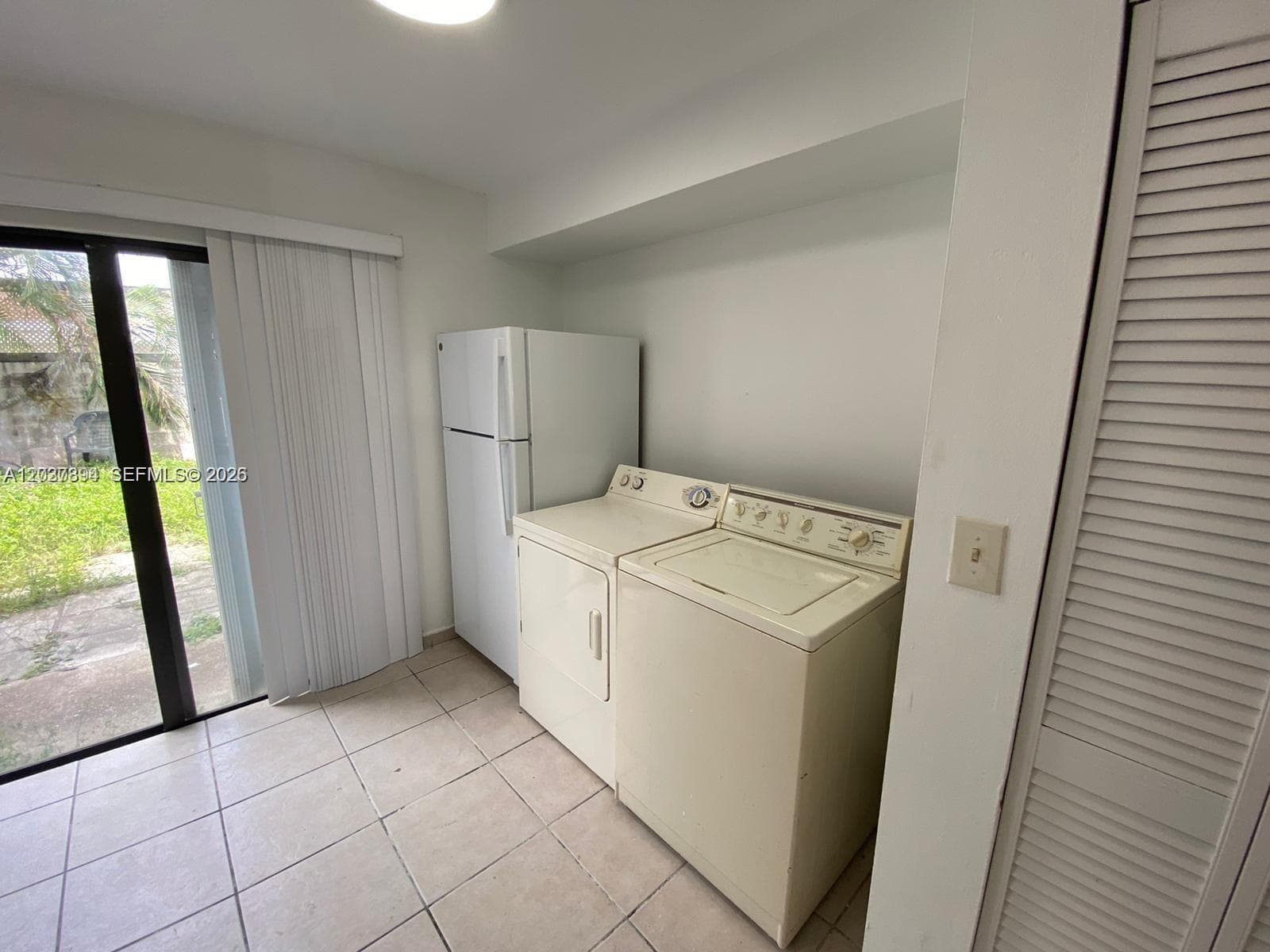 1813 SW 107th Ave # 2402, Miami, FL 33165 photo 4