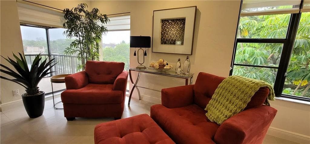 6010 S Falls Circle Drive # 423, Lauderhill, FL 33319 photo 5
