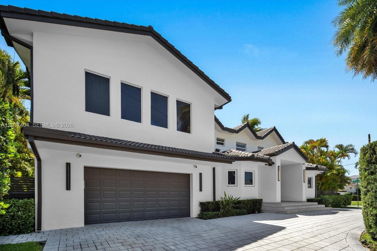 431 Layne Blvd, Hallandale Beach, FL 33009 photo 2