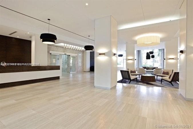 100 Bayview Dr # 726, Sunny Isles Beach, FL 33160 photo 4