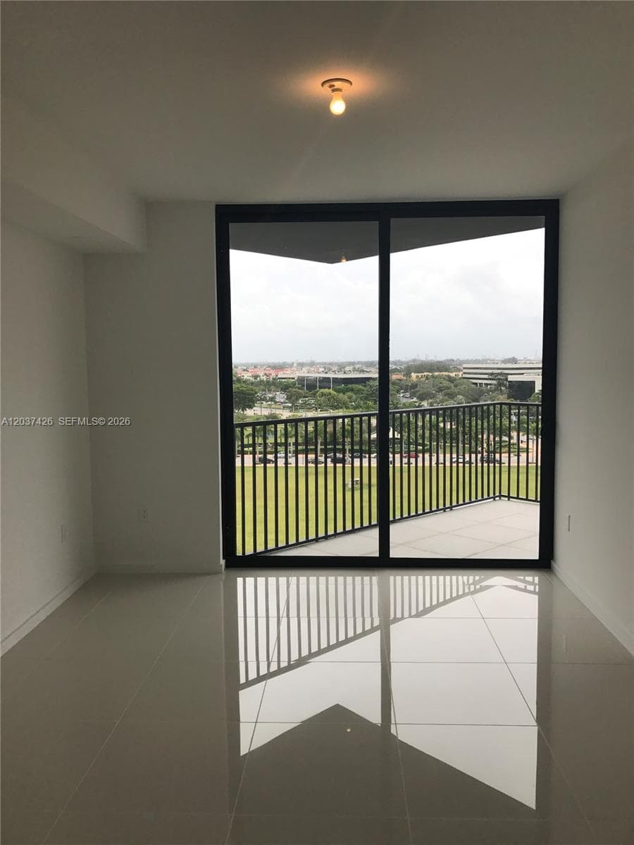 5300 NW 85 AVE # 703, Doral, FL 33166 photo 3
