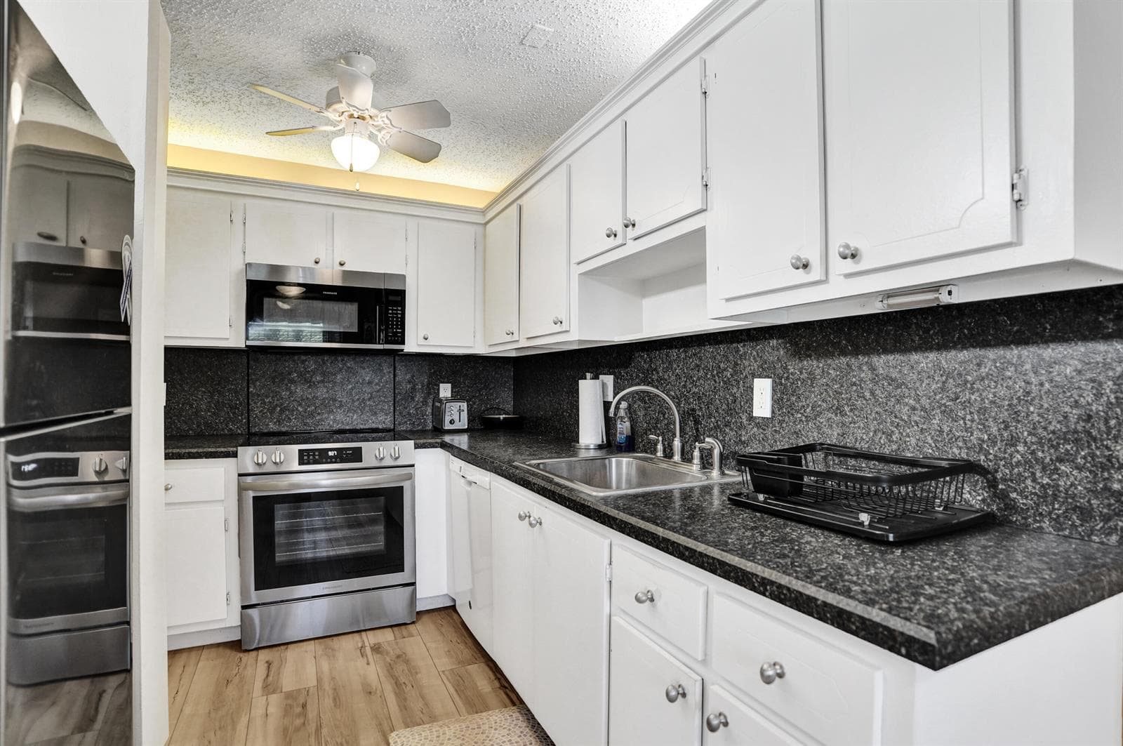 1050 Citrus Way # 203, Delray Beach, FL 33445 photo 3