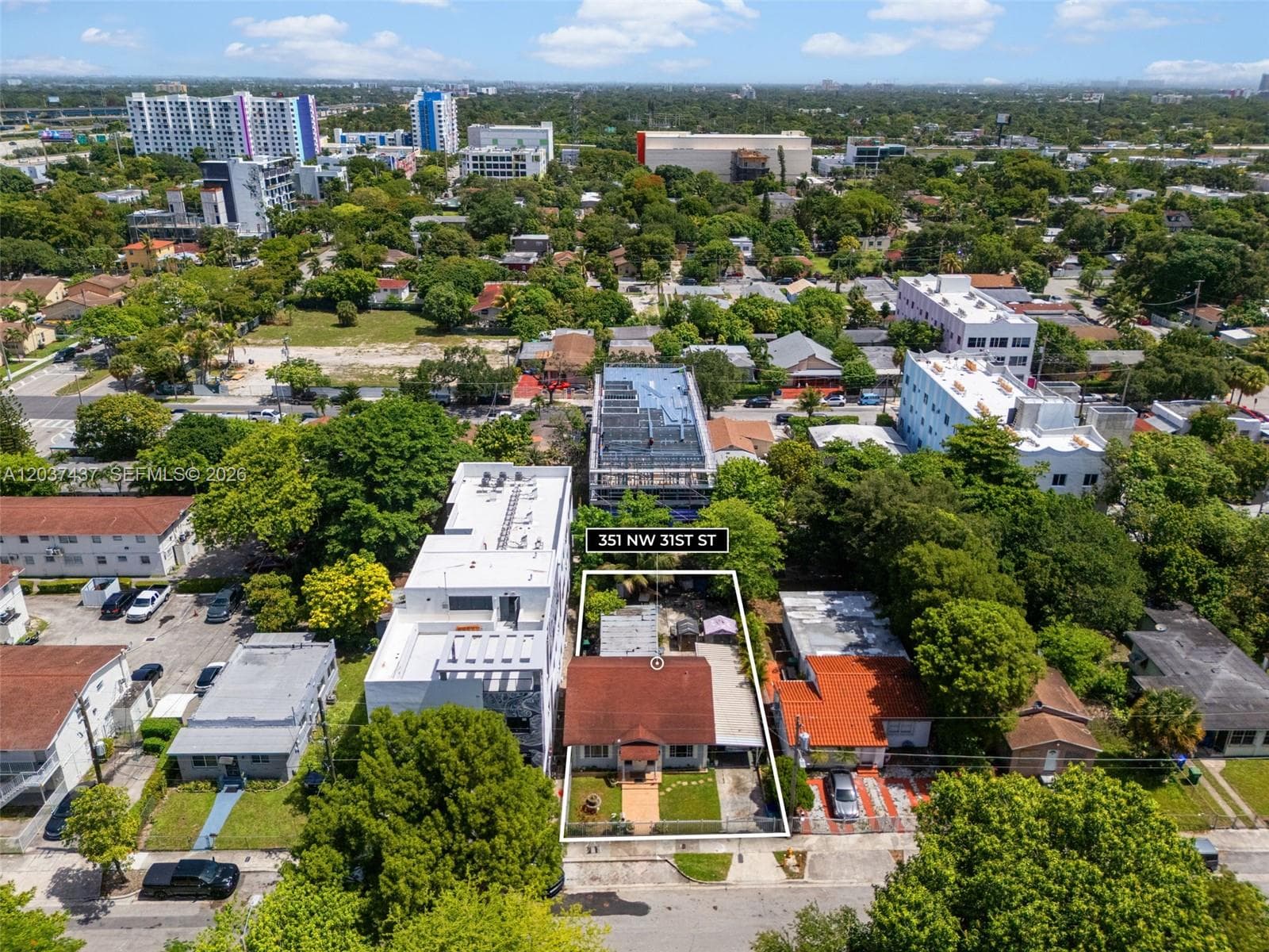 351 NW 31st St, Miami, FL 33127 photo 2
