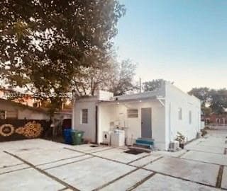 1145 NW 28th St # B, Miami, FL 33127 photo 2
