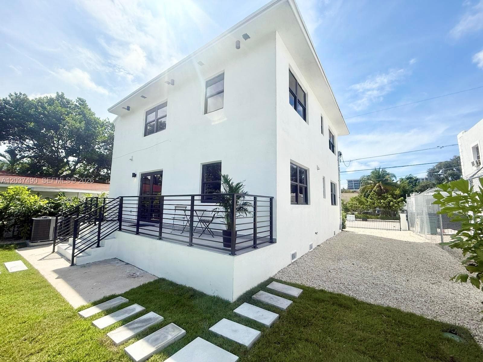 243 NW 32nd St, Miami, FL 33127 photo 2
