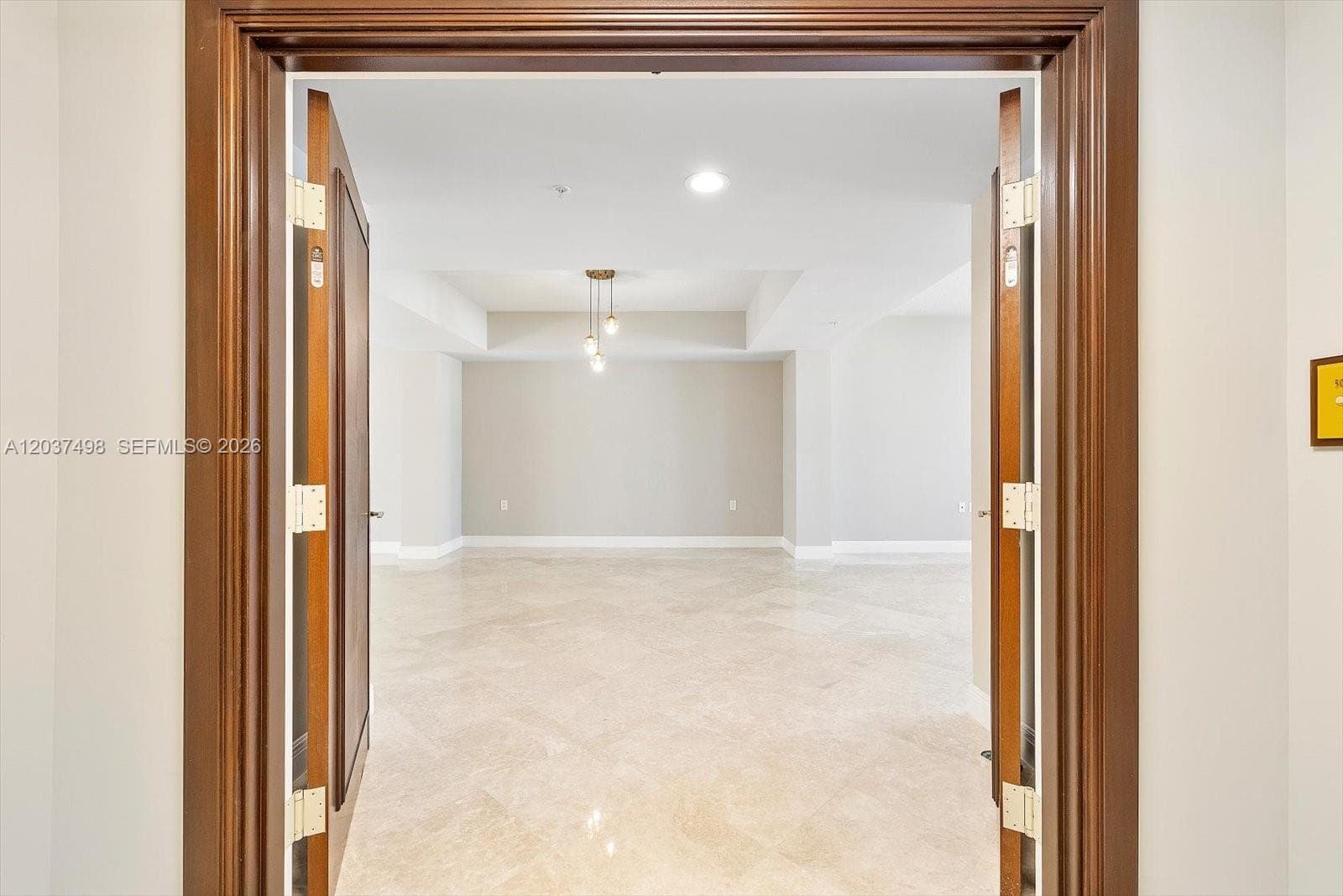 16275 Collins Ave # 502, Sunny Isles Beach, FL 33160 photo 3