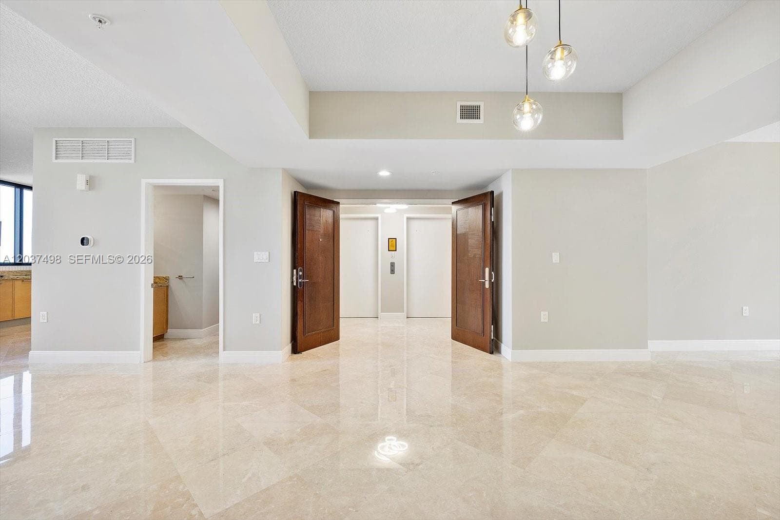 16275 Collins Ave # 502, Sunny Isles Beach, FL 33160 photo 4