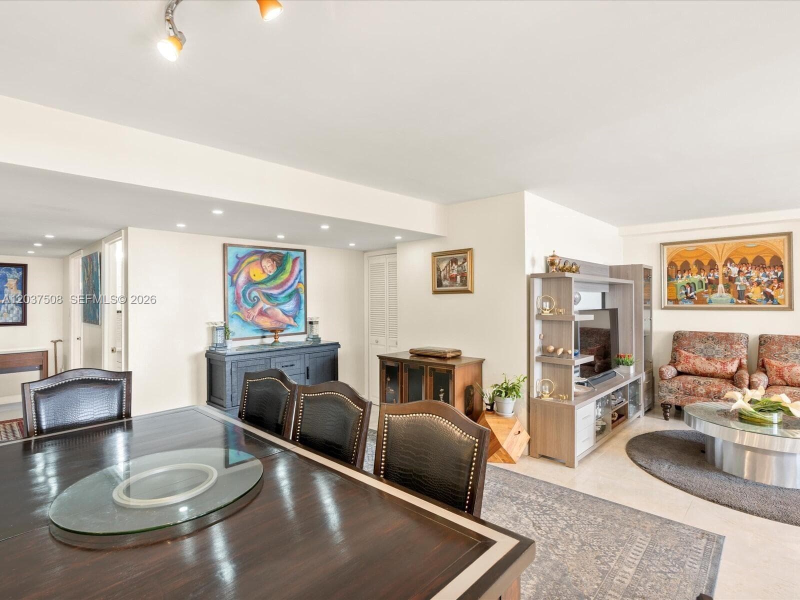 18071 Biscayne Blvd # 1401, Aventura, FL 33160 photo 5