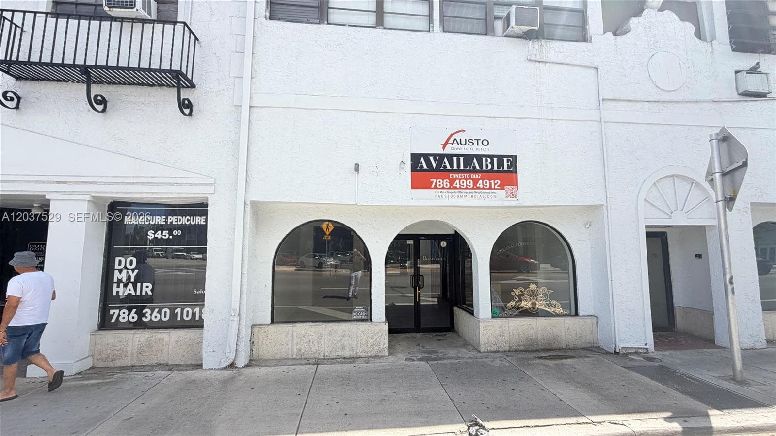 2614 SW 8th St # 2610, Miami, FL 33135 photo 2