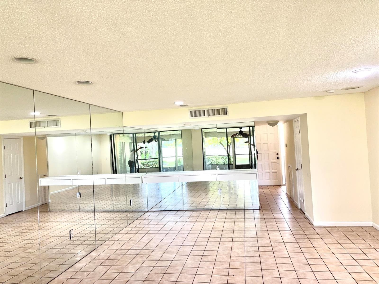4807 Esedra Court, Lake Worth, FL 33467 photo 2