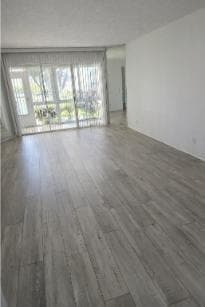 3524 Via Poinciana # Apt 104, Lake Worth, FL 33467 photo 4