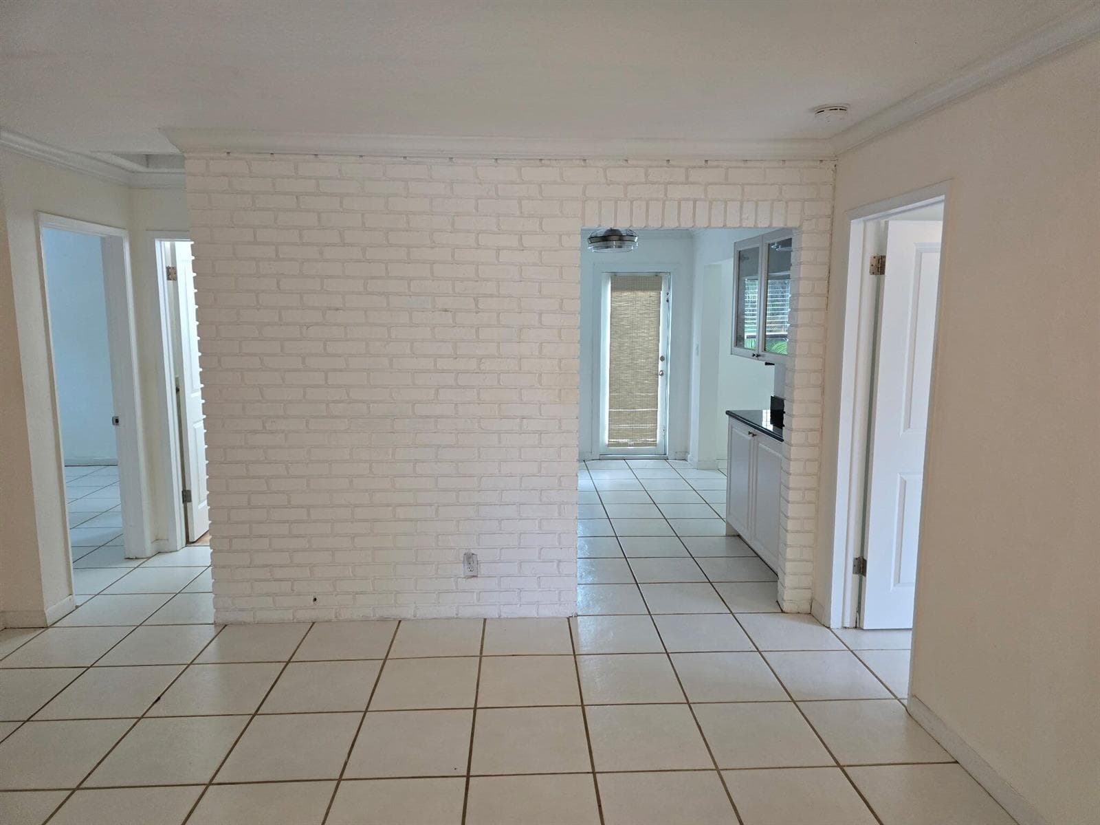 5631 NE 5th Terrace, Oakland Park, FL 33334 photo 3