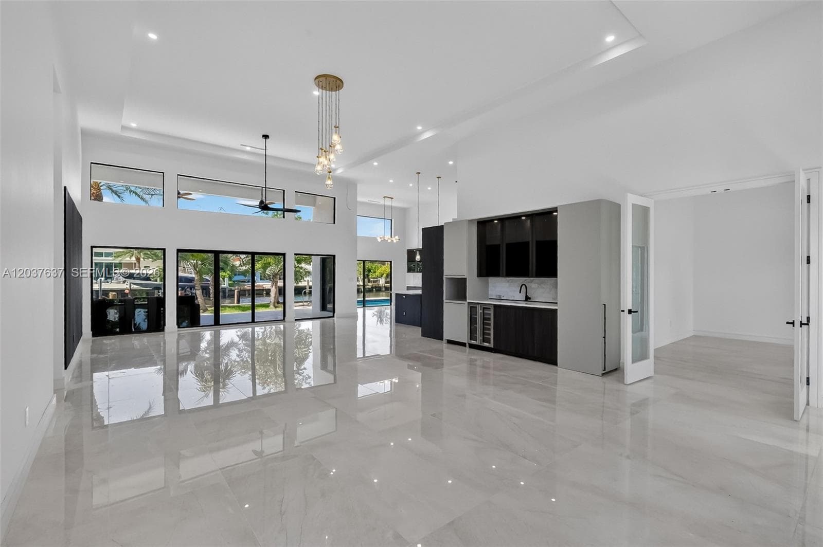 2832 NE 24th Ct, Fort Lauderdale, FL 33305 photo 5