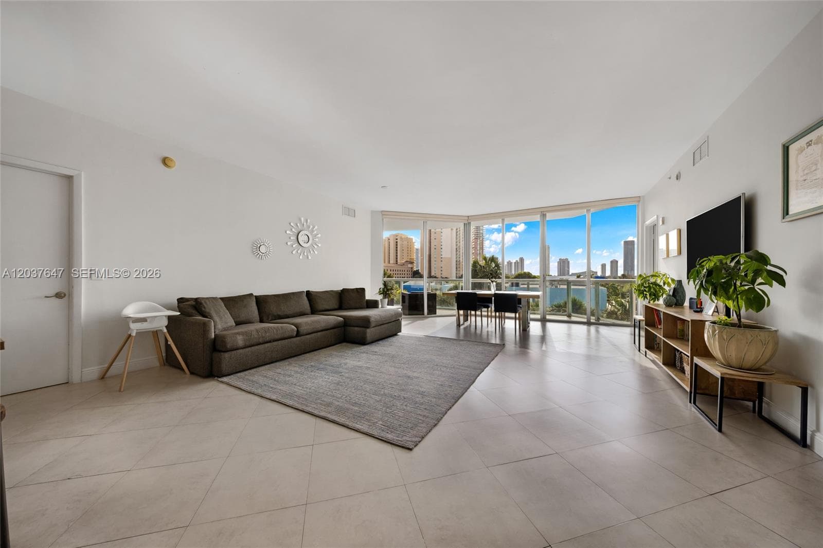 3131 NE 188th St # 2-506, Aventura, FL 33180 photo 3