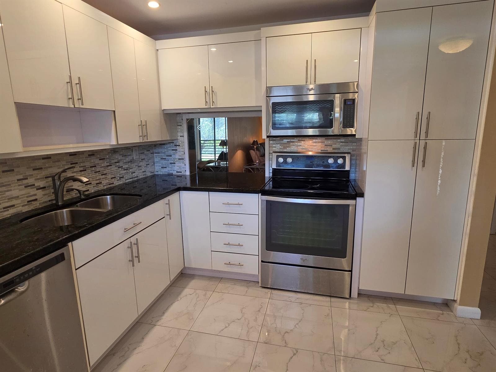 6090 N Sabal Palm Boulevard # 209, Tamarac, FL 33319 photo 2