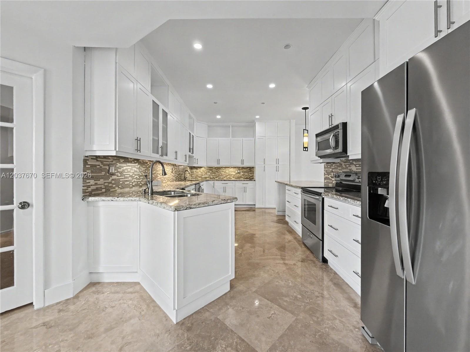 4725 NW 104th Ave, Doral, FL 33178 photo 4