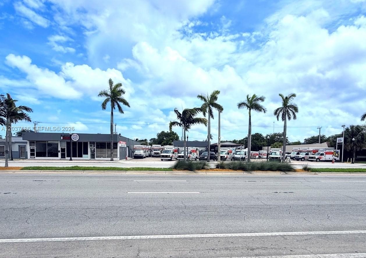 2814-2820 Hollywood Blvd, Hollywood, FL 33020 photo 4