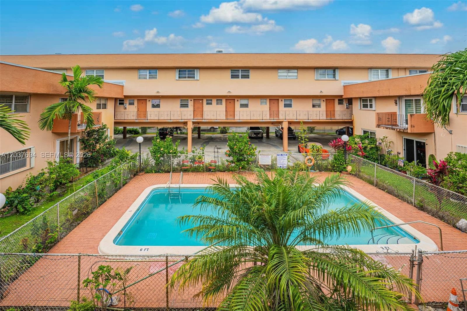 1100 W 35th St # 23, Hialeah, FL 33012