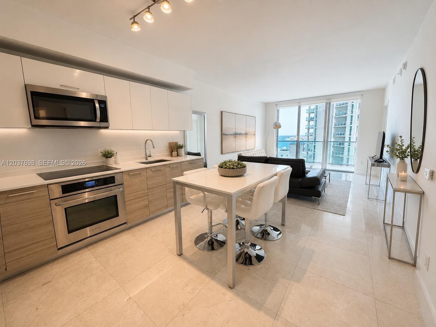 1300 Brickell Bay Dr # 1904, Miami, FL 33131 photo 4