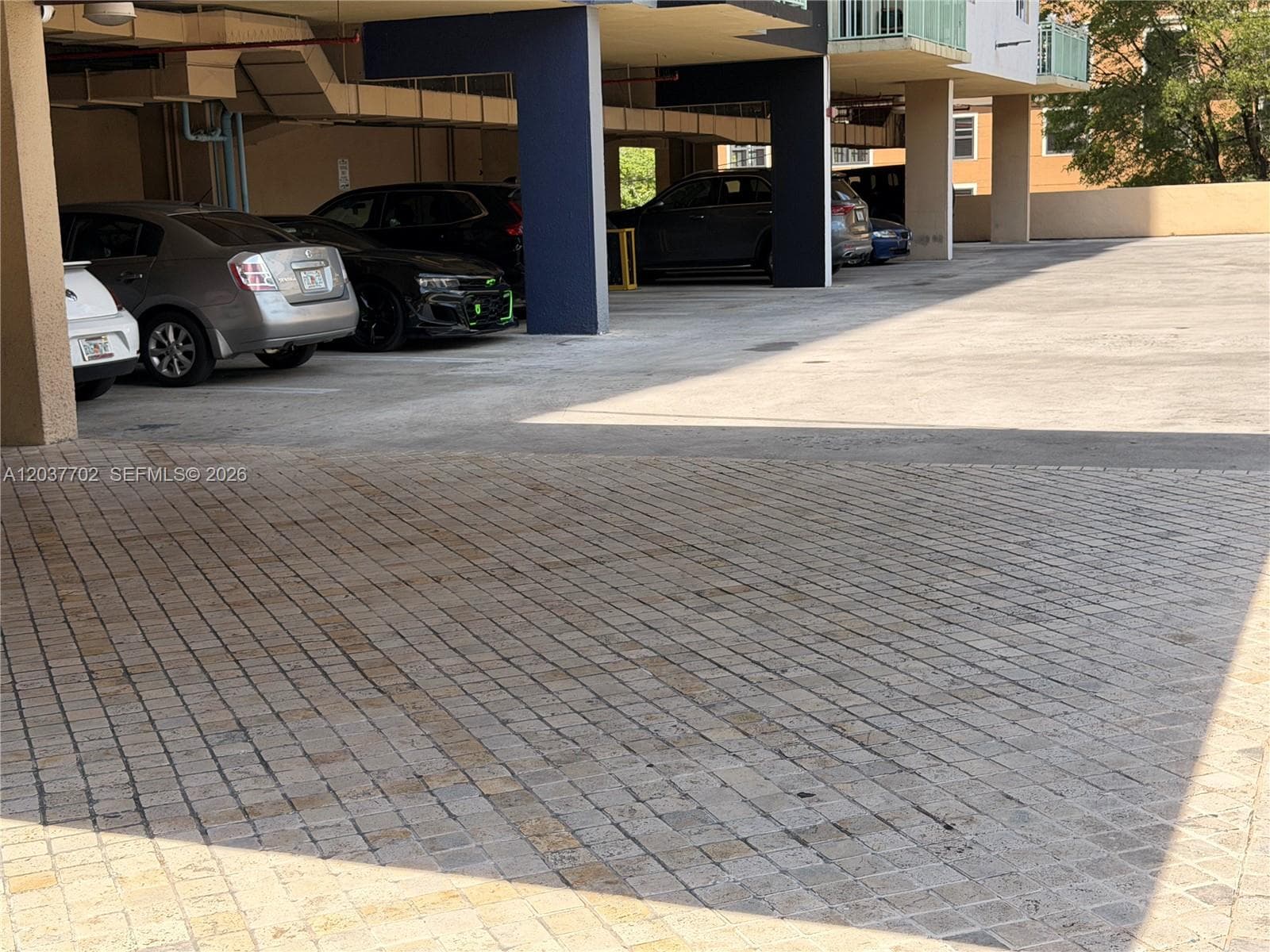 3500 Coral Way # 907, Miami, FL 33145 photo 3
