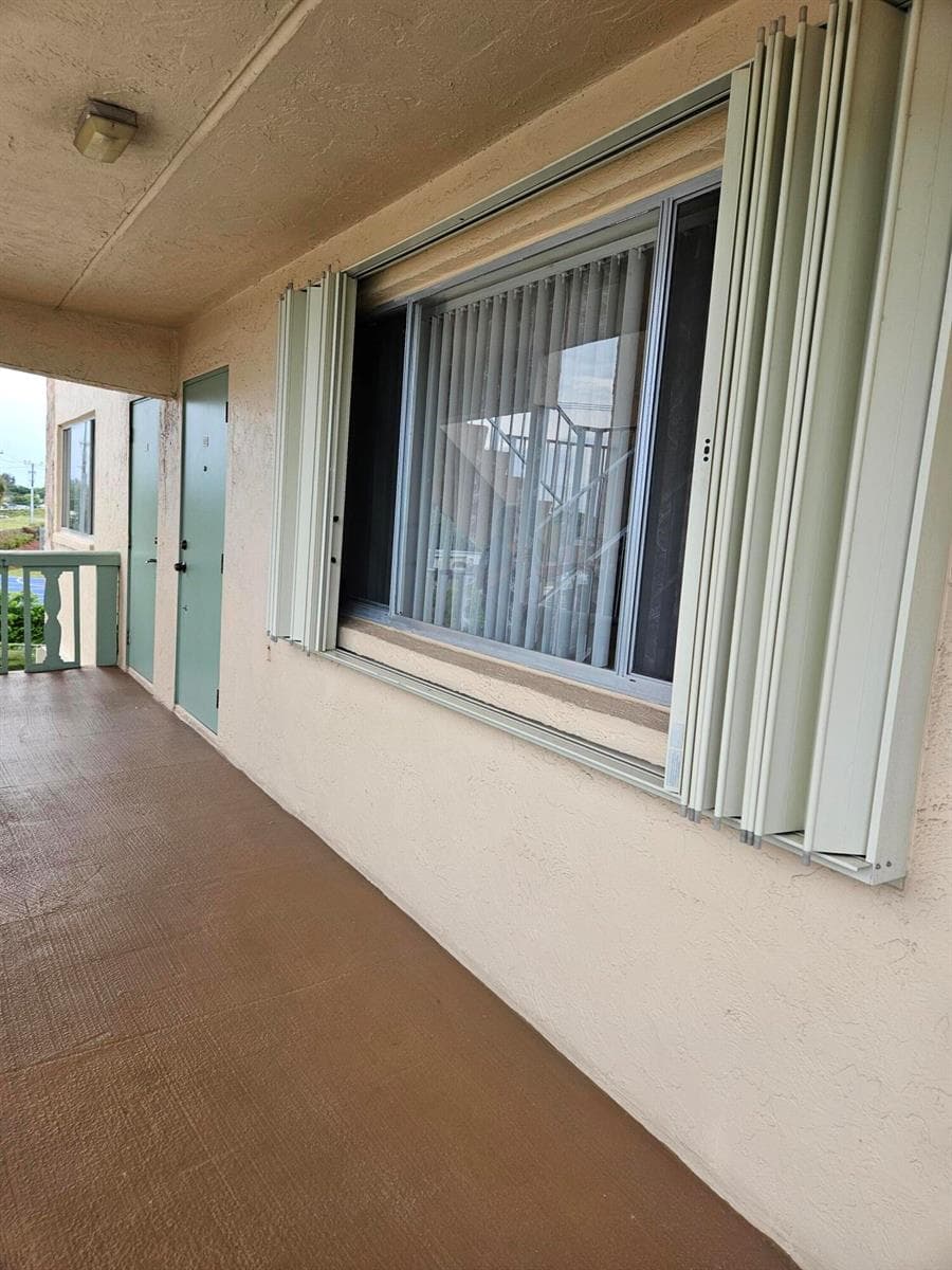 300 Village Green Circle S # 302, Palm Springs, FL 33461 photo 2