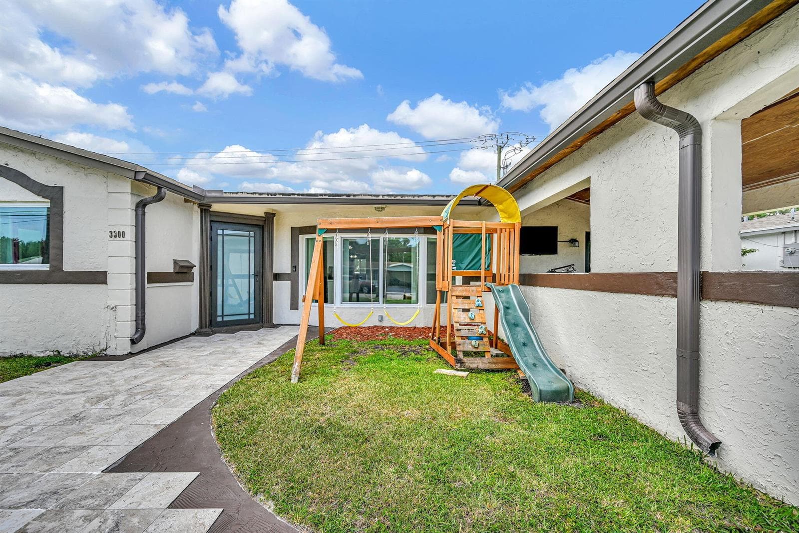 3300 NW 32nd Street, Lauderdale Lakes, FL 33309 photo 2