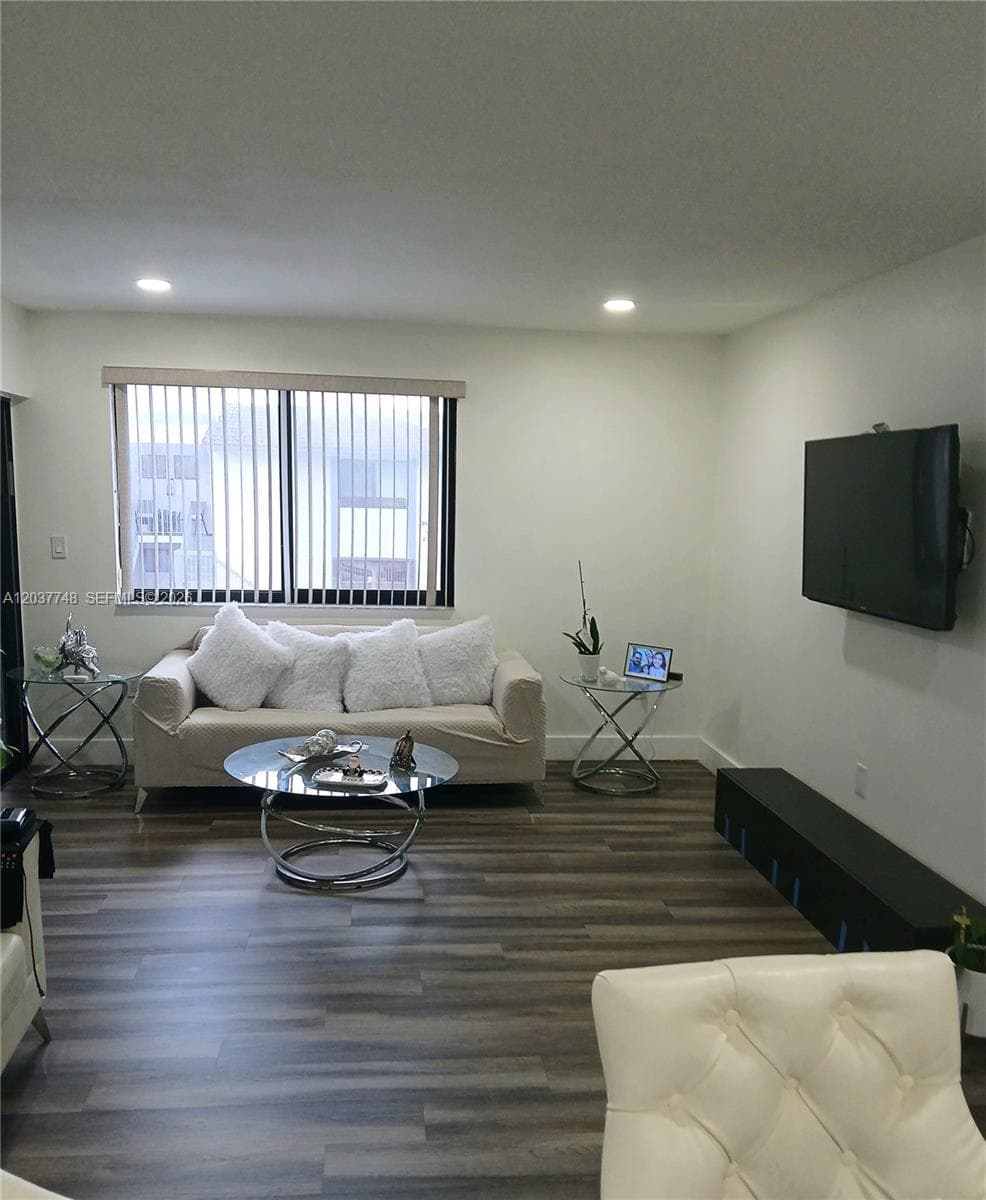 6365 W 27th Ct # 24-8, Hialeah, FL 33016 photo 5