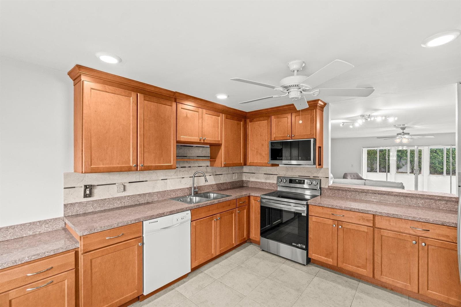 5074 Privet Place # B, Delray Beach, FL 33484 photo 4
