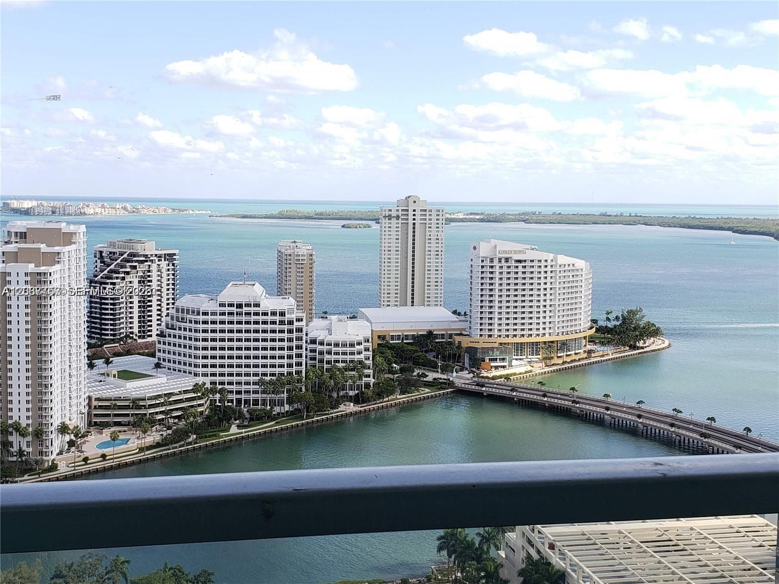 500 Brickell Ave # 2102, Miami, FL 33131 photo 2