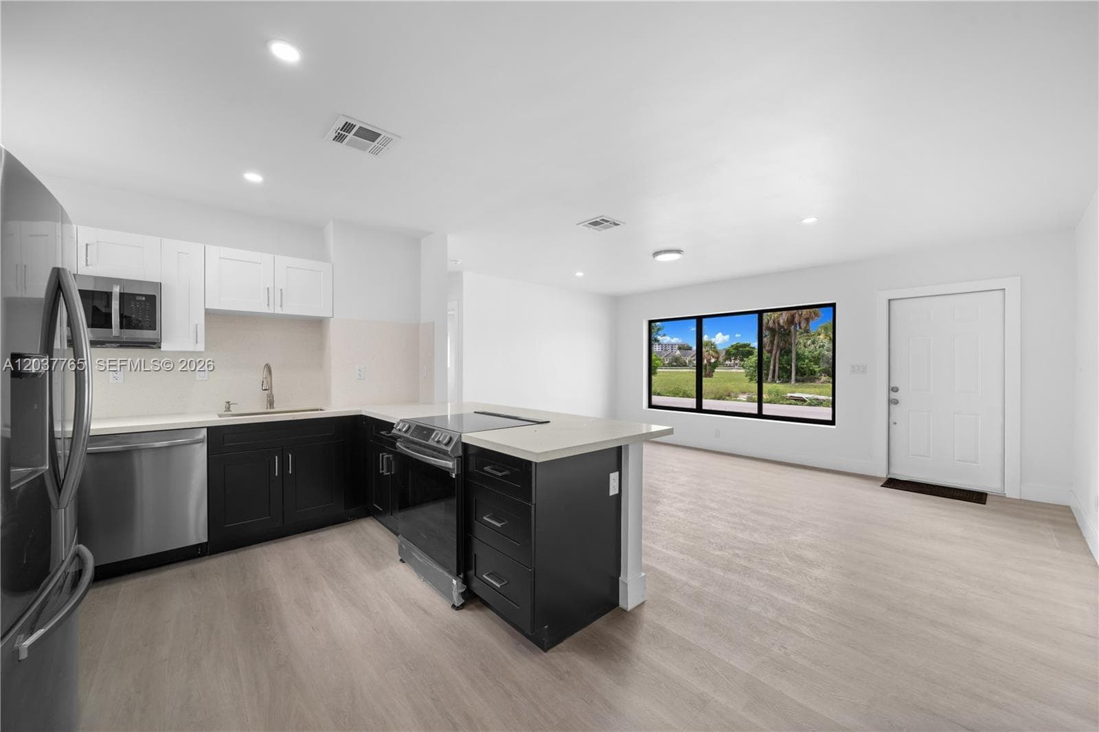 2983 NW 1st St, Pompano Beach, FL 33069 photo 3