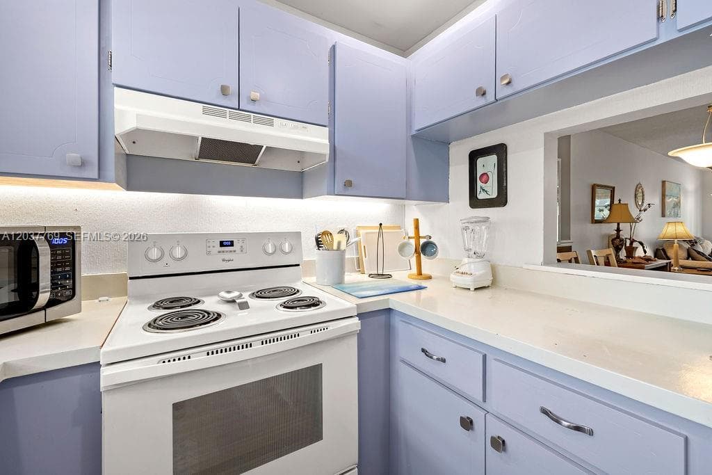 2800 Indian River Blvd # R9, Vero Beach, FL 32960 photo 4