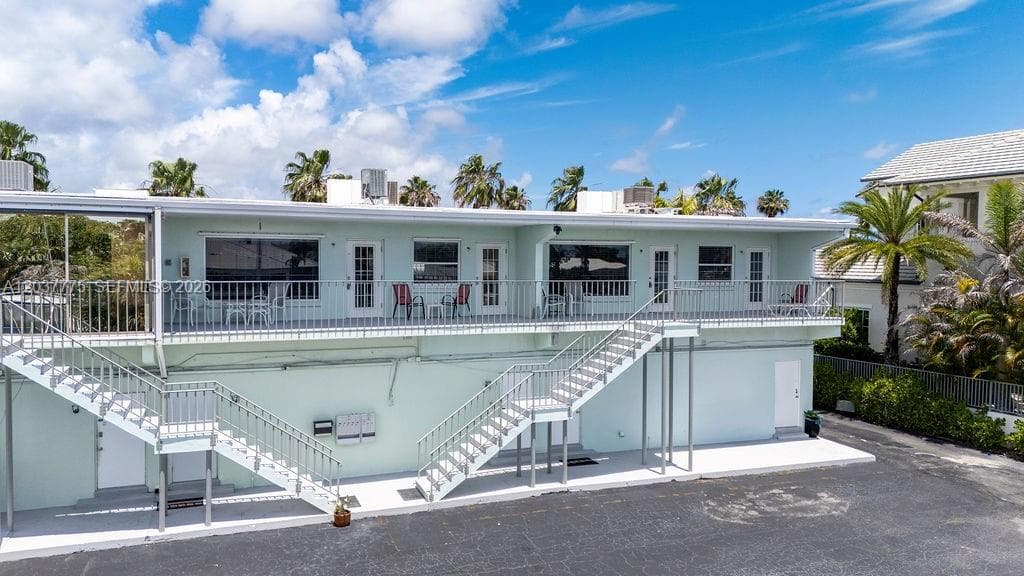 23 Royal Palm Pt # B, Vero Beach, FL 32960 photo 5