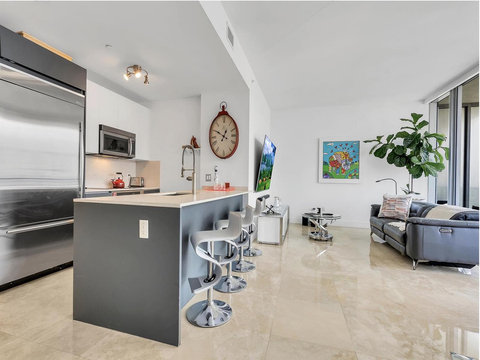 1300 Brickell Bay Drive # 3900, Miami, FL 33131 photo 3