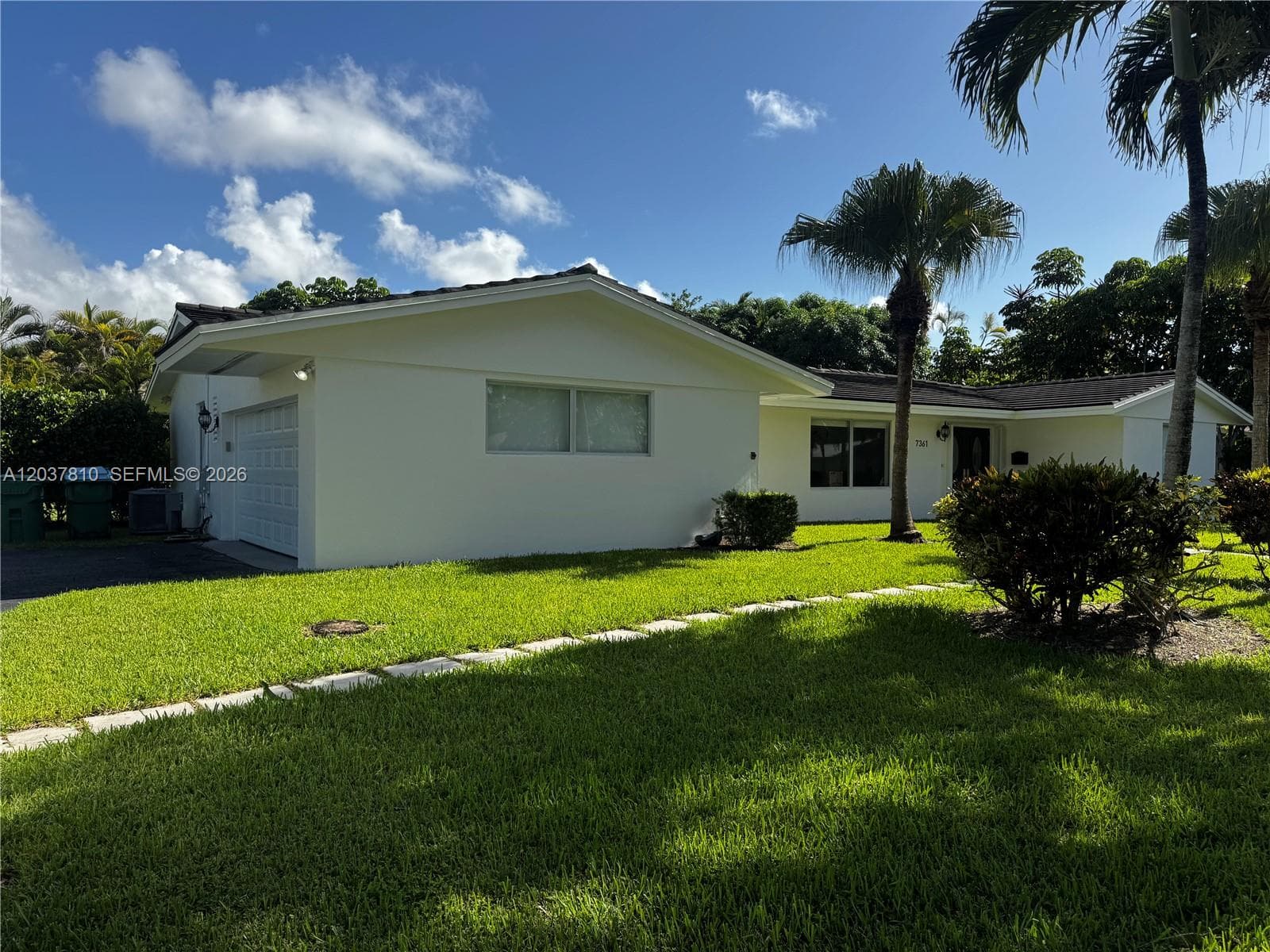 7361 SW 117th Ter, Pinecrest, FL 33156 photo 2
