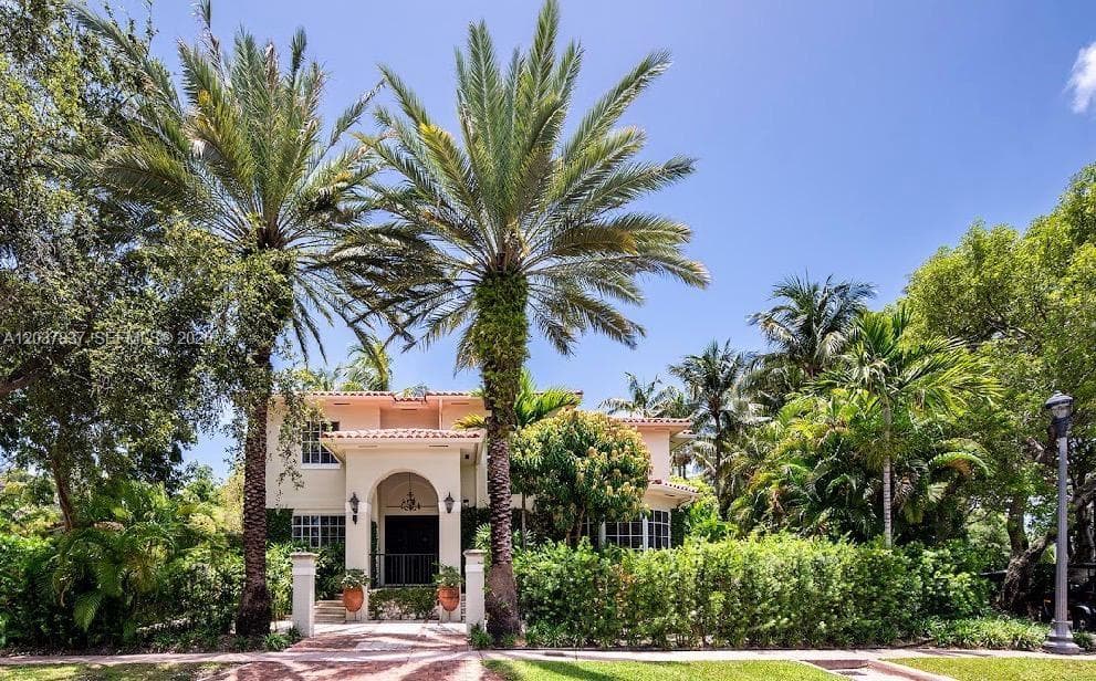 797 Glenridge Rd, Key Biscayne, FL 33149 photo 2