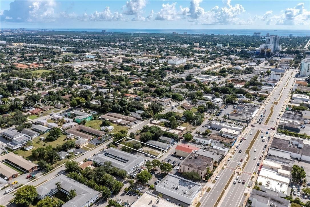 2434 Polk St, Hollywood, FL 33020 photo 3