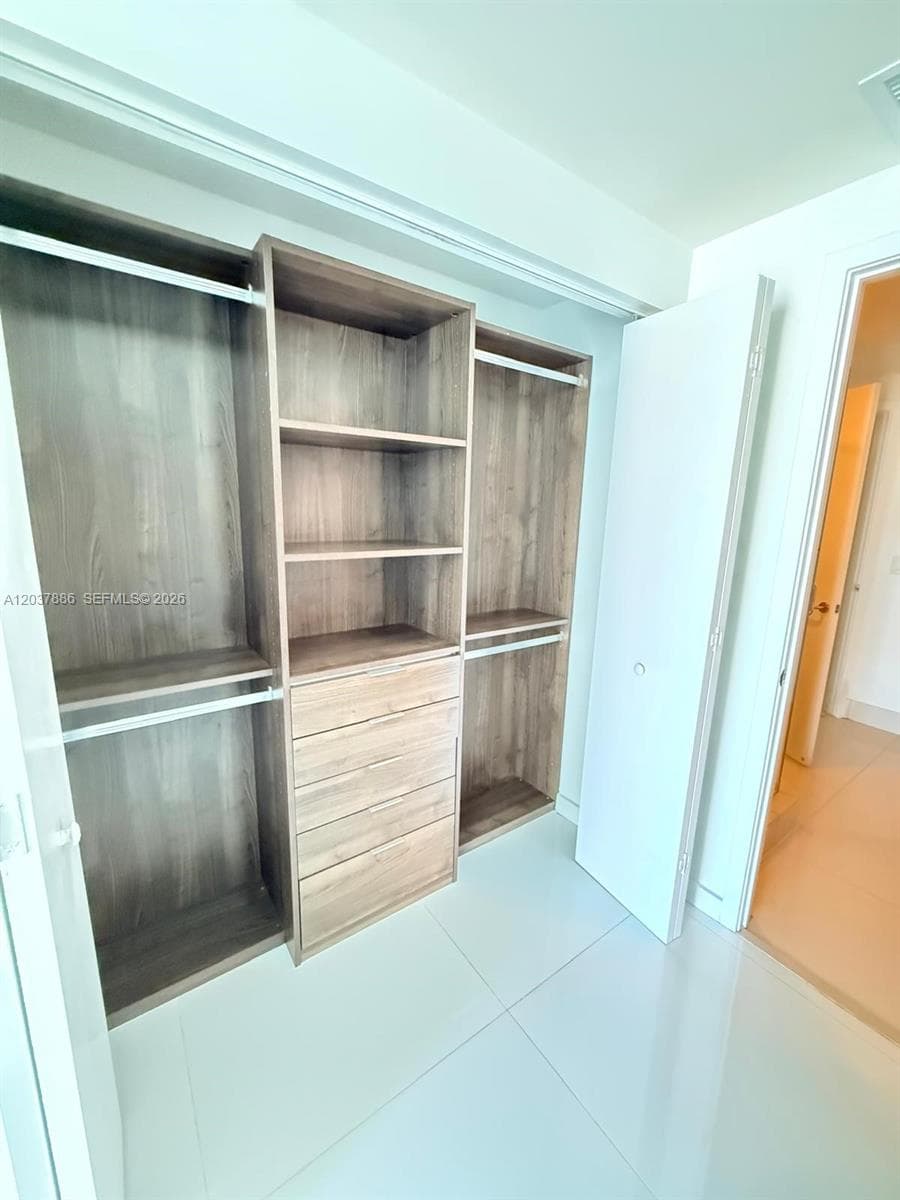 1100 S MIAMI AVE # 3811, Miami, FL 33130 photo 3