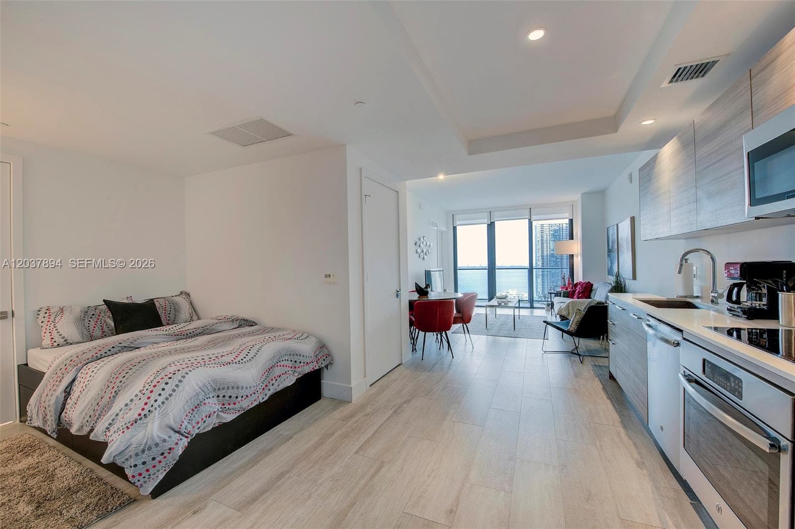 121 NE 34th St # 3006, Miami, FL 33137 photo 3