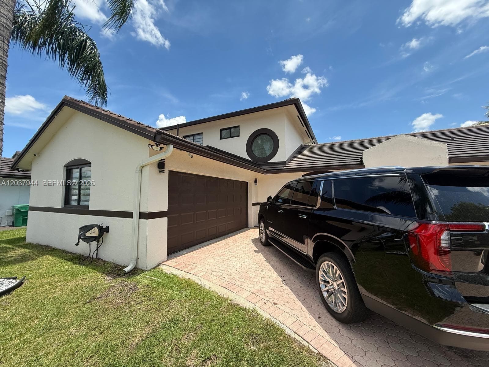 14832 SW 169th Ln, Miami, FL 33187 photo 2