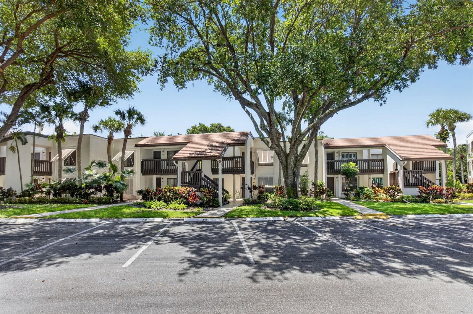 10187 Mangrove Drive # 201, Boynton Beach, FL 33437 photo 4