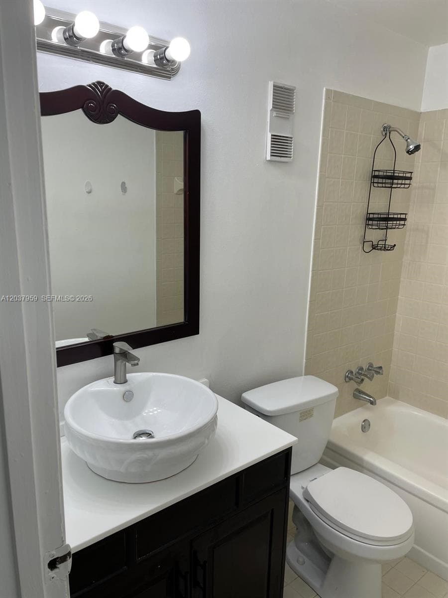 2060 SW 90th Ave # A-18, Davie, FL 33324 photo 4