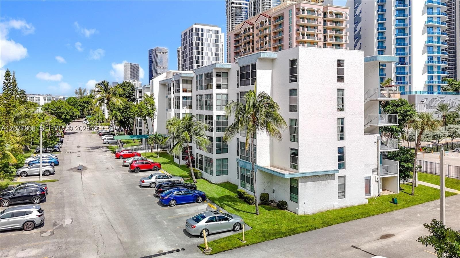 17560 Atlantic Blvd # 501, Sunny Isles Beach, FL 33160 photo 3