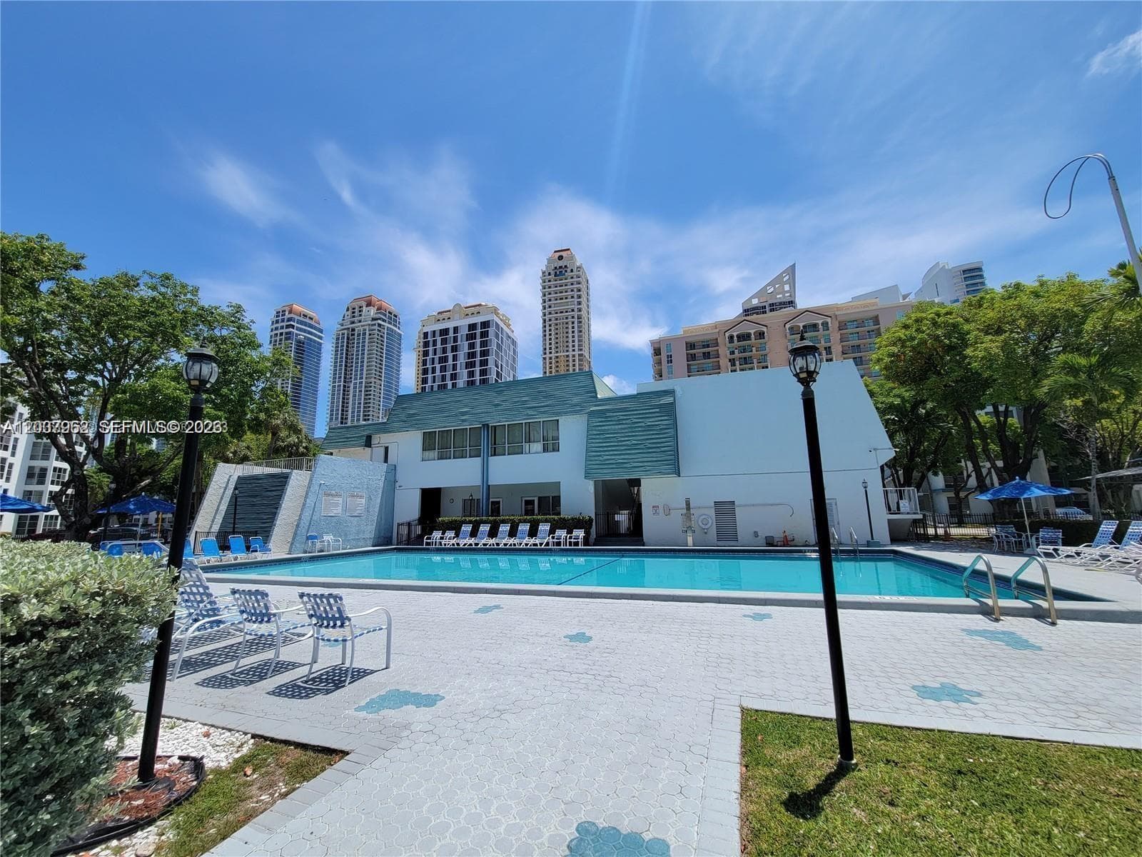 17560 Atlantic Blvd # 501, Sunny Isles Beach, FL 33160 photo 5