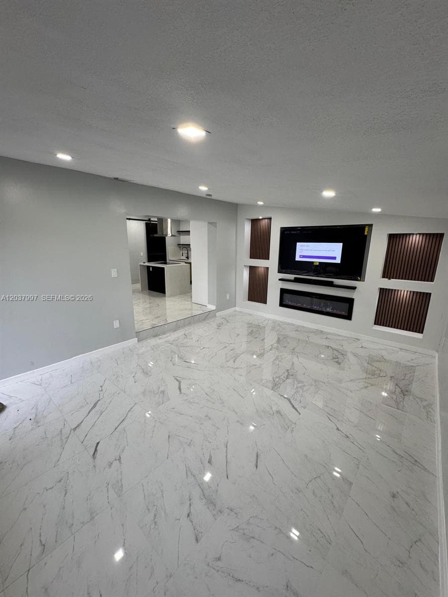 4120 SW 31st Dr, West Park, FL 33023 photo 5