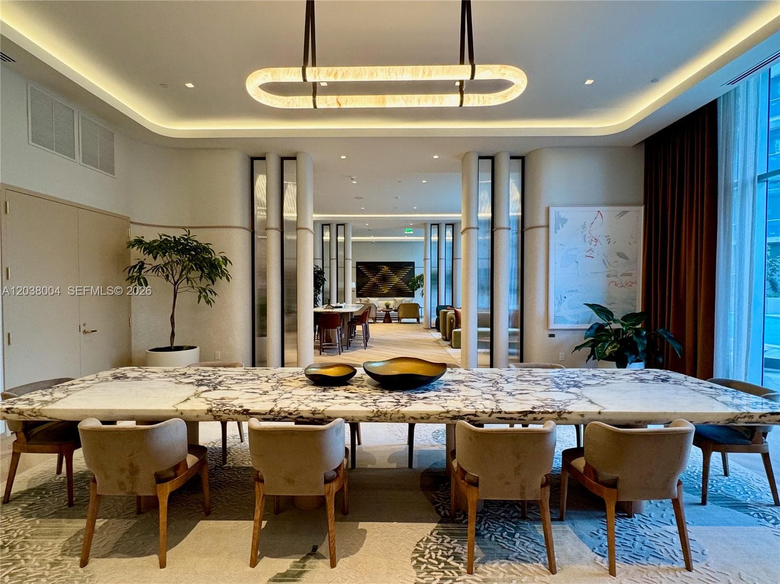77 SE 5th St # 4002, Miami, FL 33131 photo 4