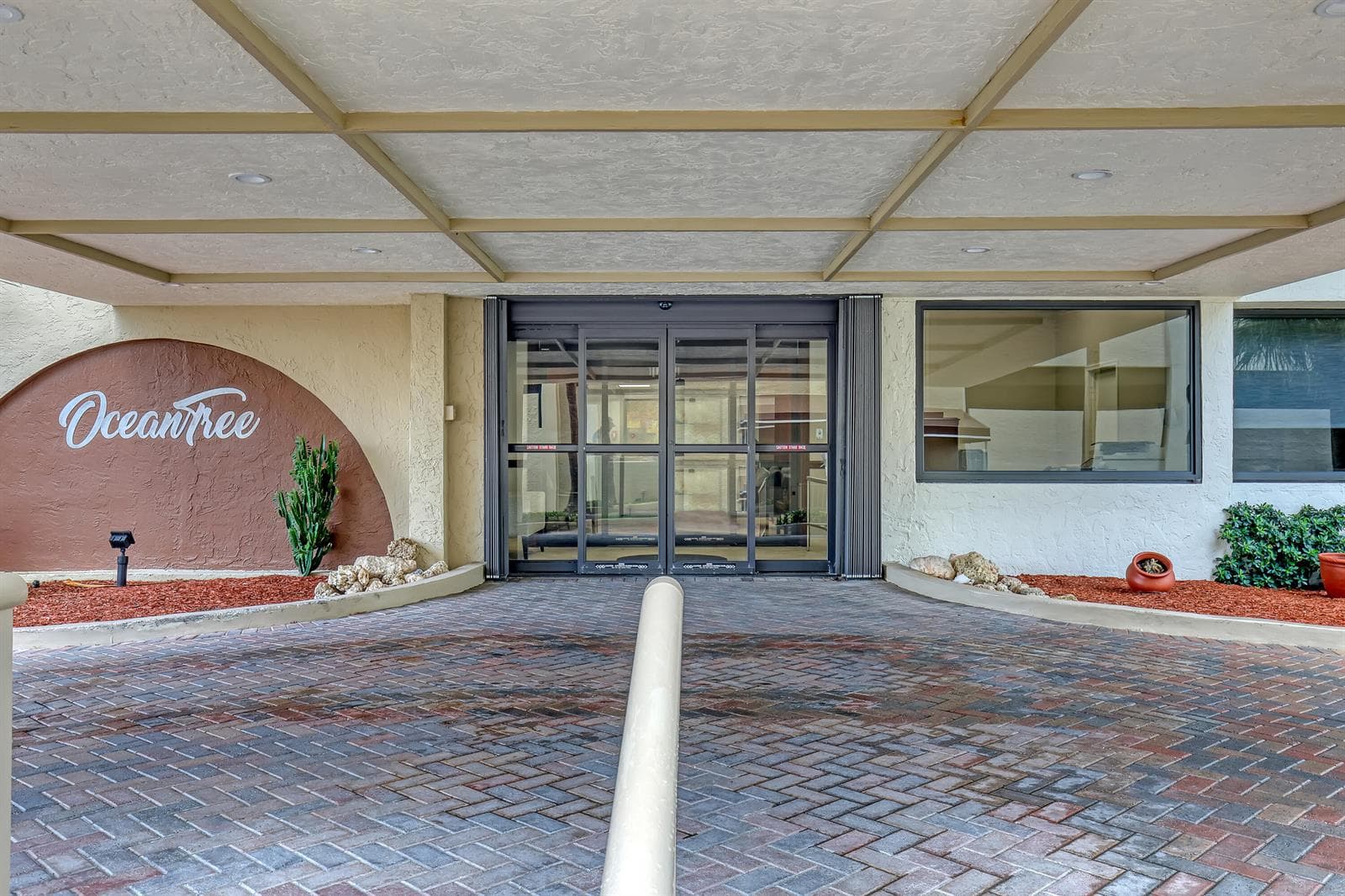 3400 N Ocean Drive # 101, Singer Island, FL 33404 photo 2